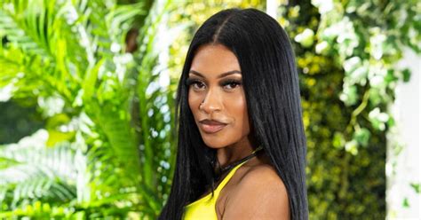 breakdown    love island season  casts ages