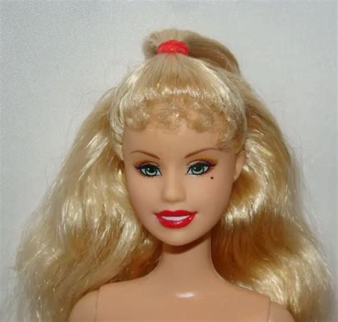 BARBIE CHRISTMAS CAROL Eden Starling NUDE Blonde Green Eye Doll 12 11 PicClick UK