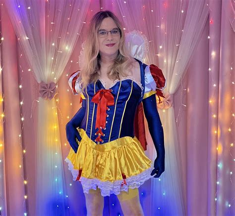 Joanie Snow White In Blonde 47 Nude Pics XHamster