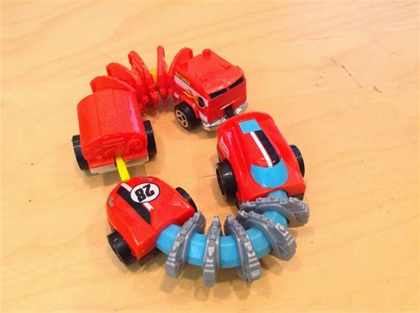 JULIAN S HOT WHEELS BLOG Power Tread Mutant Machines