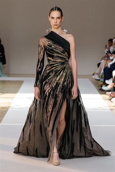 Elie Saab Fall 2022 Couture Fashion Show The Impression