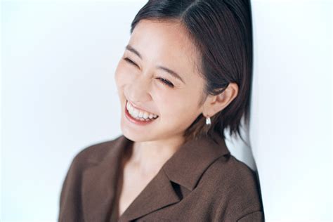 【前田敦子】菊池風磨と怒濤の大げんかシーンに挑戦！ 20代のこじらせ期を振り返る「ジタバタするのは仕方ない」 Woman Type