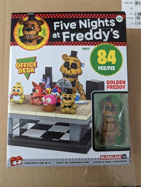 Fnaf Five Nights At Freddys Office Desk W Golden Freddy Construction