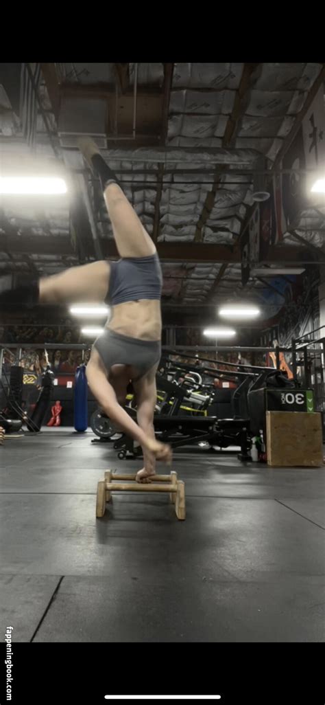 Leanbeefpatty Nude OnlyFans Leaks Fappening FappeningBook