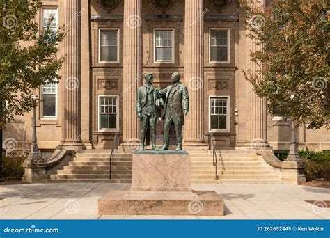 Green Statue Of Thinker Auguste Rodin Setting Naked On A Rock Editorial Photo CartoonDealer
