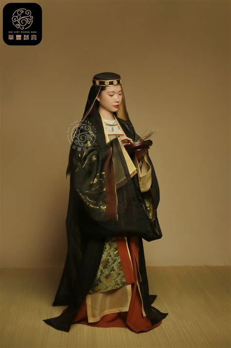 Vietnam Revival Lê Dynasty Costume 1533 1789 Based On The Sculpture