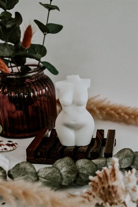 Curvy Goddess Female Figure Naked Torso Soap Vegan Handmade Plastic Free Woman Body Unique Gift
