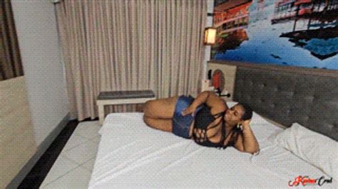 BBW FARTING IN THE MAID S FACE BY BBW ISADORA RIBEIRO FULL VERSION FULL HD KC