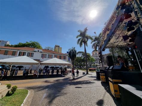 Praça Comendador Muller - Aniversário de Americana na Praça Comendador Müller - Isab… | Flickr