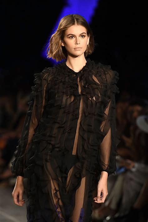 Kaia Gerber Nude LEAKED Pics Topless On The Runway Porn