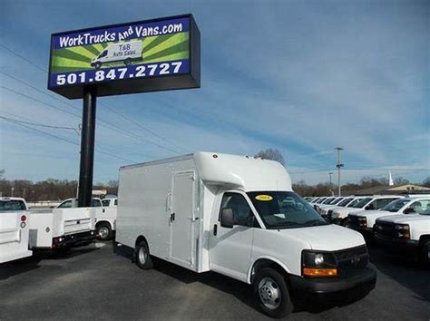 2014 Chevrolet Express 3500 Van Trucks Box Trucks For Sale 43 Used