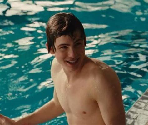 Logan Lerman Exposes His Muscle Body Naked Male Celebrities