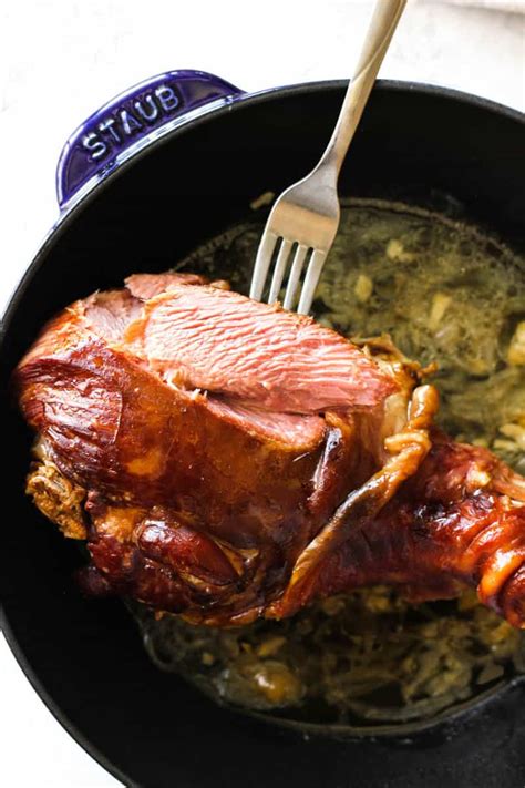 5 Magic Minutes To A Perfectly Roasted Stovetop Turkey Leg