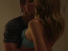 SARAH ROEMER Nude AZNude