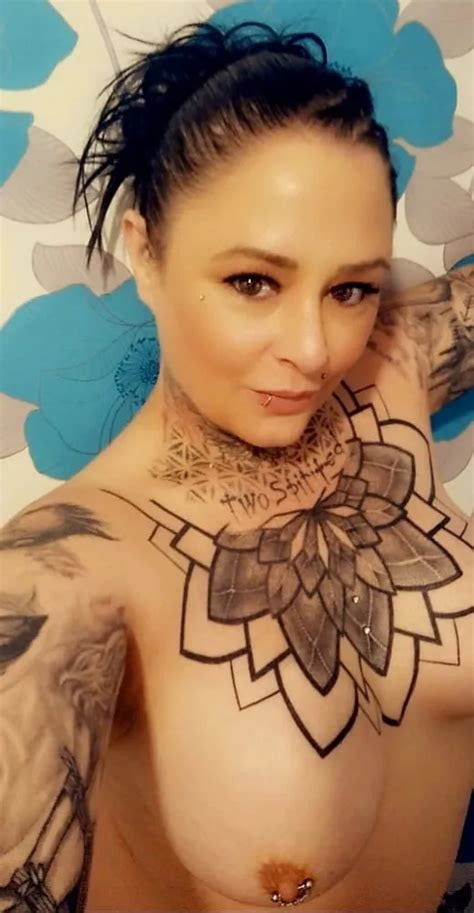 Feeling Horny 28 Nude Pics XHamster