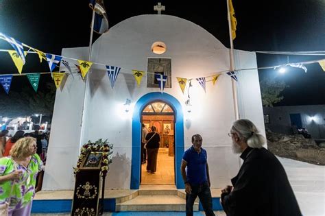 Grecia Biserica Ortodoxă se opune total legalizării căsătoriei între persoane de acelaşi sex