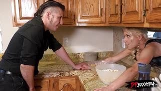 Ok Cucky Hubby You Watch Me Get Three Cocks Porn Movies 3Movs