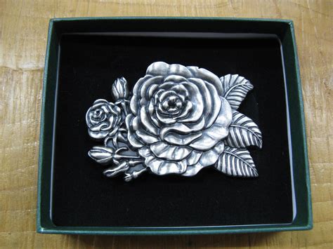 Roses Silver Plated Belt Buckle