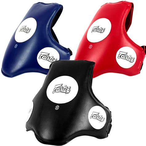 Тренерский жилет купить в интернет магазине boxbomba.ru Телефон: 8 800 ...