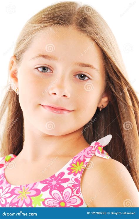 Petite Fille Blonde Avec Le Long Cheveu Photo Stock Image Du Enfance Attrayant