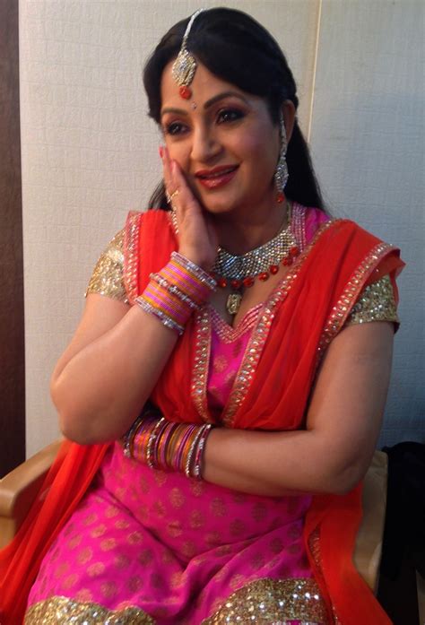 Upasana Singh Hot Spicy Unseen Full Hd Pics Download