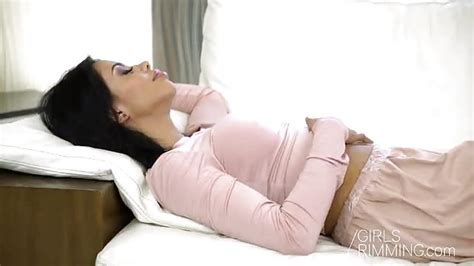 Sexy Latina Gibt Rimjob Drpornofilme