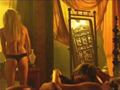 Naked Petra Silander In Virtual Revolution