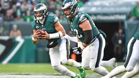 Eagles fans react to incredible Jason Kelce highlights from 2023 season - Sport News