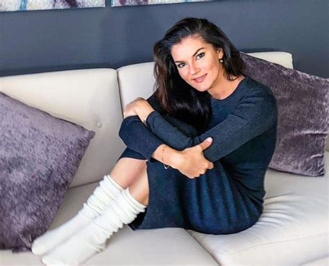 Вероника Степанова – биография, фото, личная жизнь, сейчас