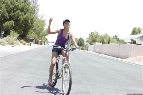 AMIA MILEY HARDCORE Porn Pic