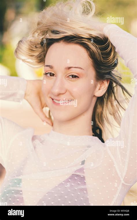 Candid Bikini Fotos Und Bildmaterial In Hoher Aufl Sung Alamy