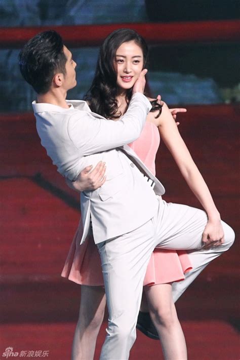 D N Sao Hot Nh T Th I T Phi Th Ng Ch C K Qu Y Nhi T T Nh Trong S Ki N M Ng Rating K L C