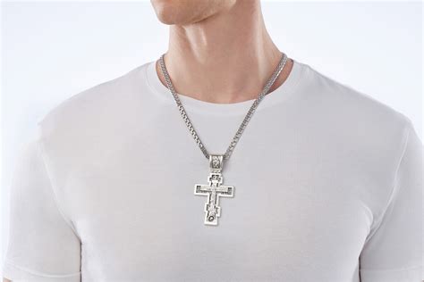 Купить крестик мужской серебряный Распятие с молитвой Да воскреснет Бог