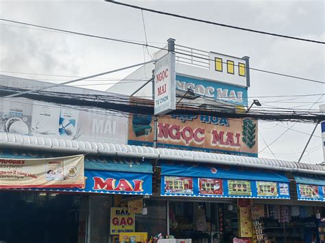 Soi cận cảnh kho hàng lậu tấn của hot girl livestream chốt nghìn đơn thu triệu mỗi ngày