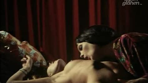 Naked Manuela Wondratschek in Lehrmädchen Report