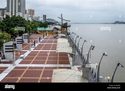 Malecon Guayaquil Hi Res Stock Photography And Images Alamy