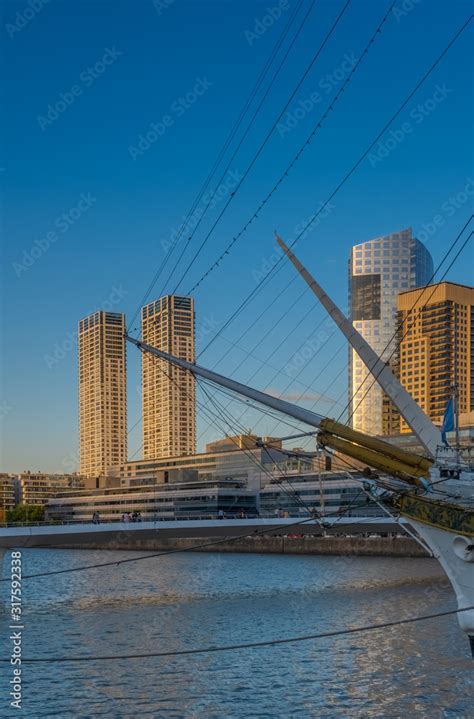 Puente De La Mujer Woman S Bridge A Rotating Footbridge In Puerto