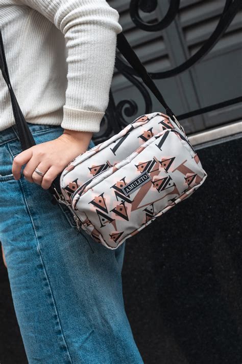 Bandolera M RETRO NUDE AMULETO