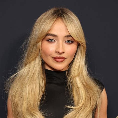 Sabrina Carpenter Tour 2025 Australia - Marisol C. Harper