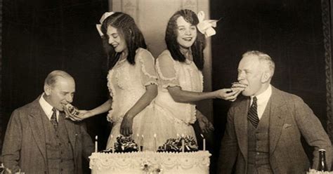 The Mystery Of The Sex Life Of World Famous Conjoined Twins