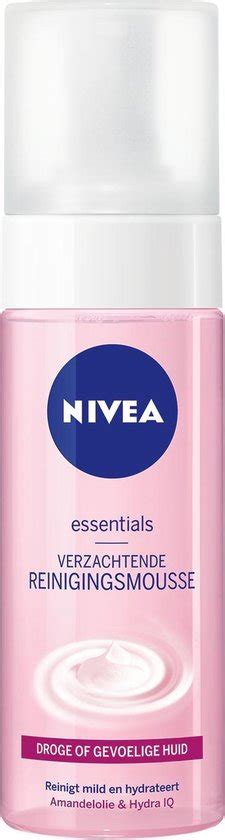 NIVEA Essentials Verzachtende 150 Ml Reinigingsmousse Bol