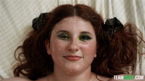 Bess Breast Big Titty Goth Girlfriend Bb Btgg Porn Pic