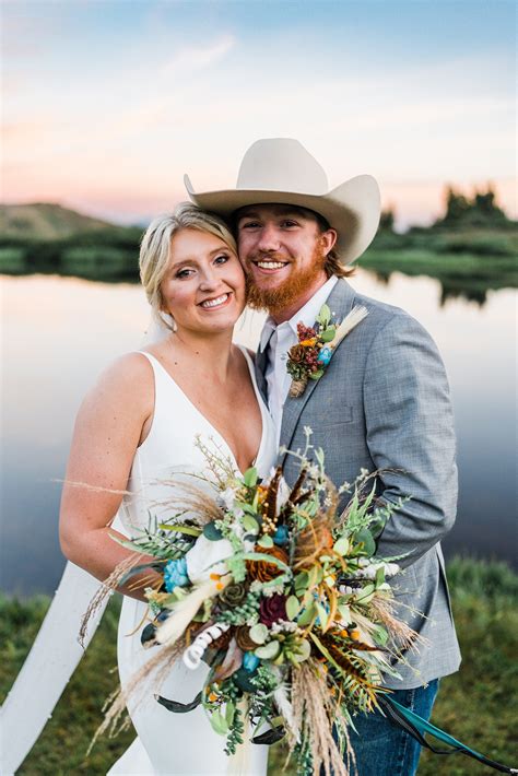 Cottonwood Pass Sunrise Elopement | Taylor + Garrett