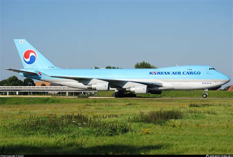 Hl Korean Air Lines Boeing B Erf Photo By Koschi Id