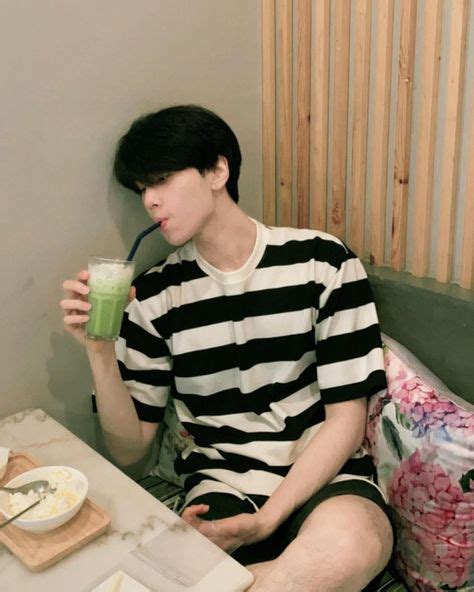 Pin By Yukiko On Actor Thailand Actors Gmmtv Actors Cute Gay Couples