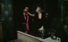 Il Letto In Piazza Nude Scenes Aznude