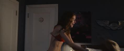 Amanda Crew Nude Pics Page 4