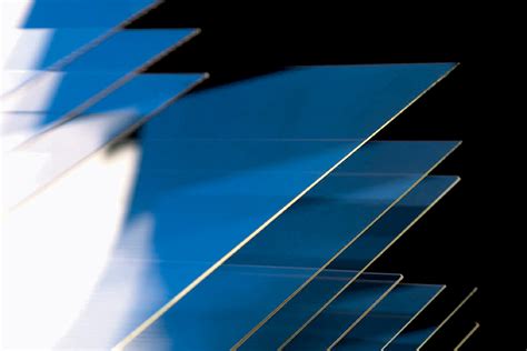 Corning's Gorilla Glass 6 Allows Your Phone To Survive Up To 15 Drops ...