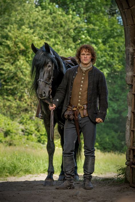 Five New Official Photos from 'Outlander' | Outlander TV News