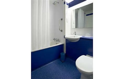 Travelodge Basingstoke Hotel Book Now